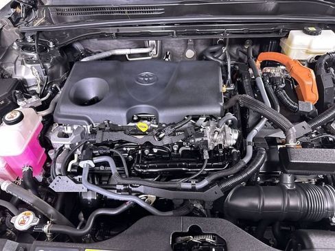 Used 2023 Toyota Crown XLE image 49