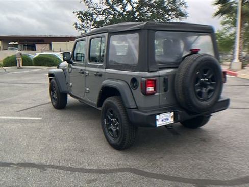 Used 2023 Jeep Wrangler Sport image 5