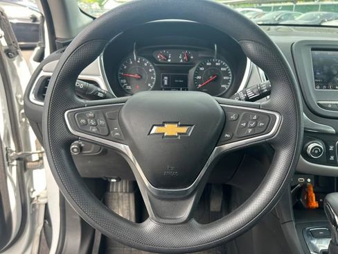Used 2022 Chevrolet Equinox LS w/ LPO, Floor Liner Package AWD/4WD image 21
