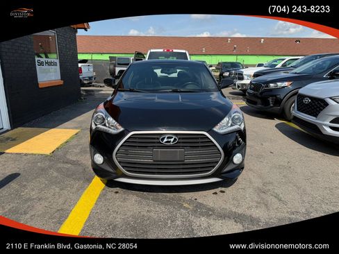 Used 2016 Hyundai Veloster Turbo w/ Option Group 04 FWD image 8