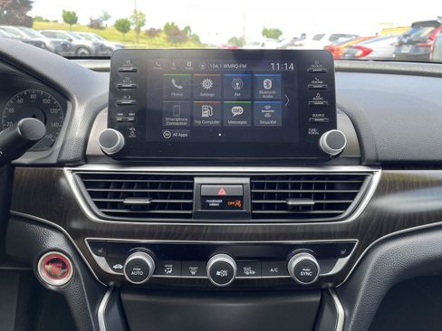 Used 2020 Honda Accord EX image 9