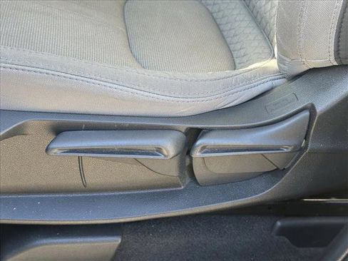 Used 2023 Honda Pilot LX image 20