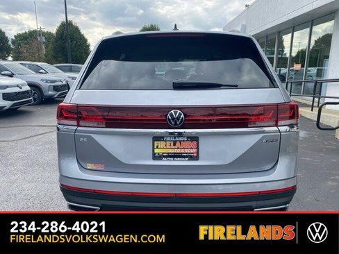 New 2026 Volkswagen Atlas SE image 10