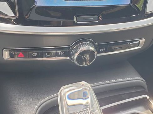 Certified 2024 Volvo S60 T8 Plus w/ Climate Package AWD/4WD image 23