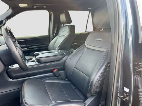 Used 2025 Ford Expedition Max Platinum w/ Stealth Performance Package AWD/4WD image 22