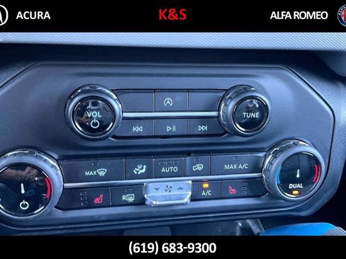 Used 2022 Ford Bronco Black Diamond AWD/4WD image 8