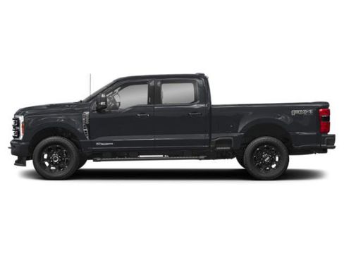 Used 2025 Ford F250 XLT image 3