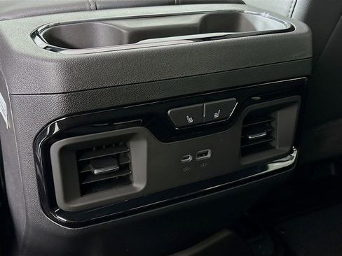New 2026 GMC Sierra 2500 AT4 AWD/4WD image 26