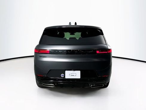 Used 2025 Land Rover Range Rover Sport Dynamic SE AWD/4WD image 6