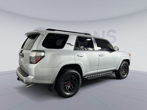 Used 2022 Toyota 4Runner TRD Off-Road Premium w/ TRD Black Wheel Package (TMS) AWD/4WD image 7