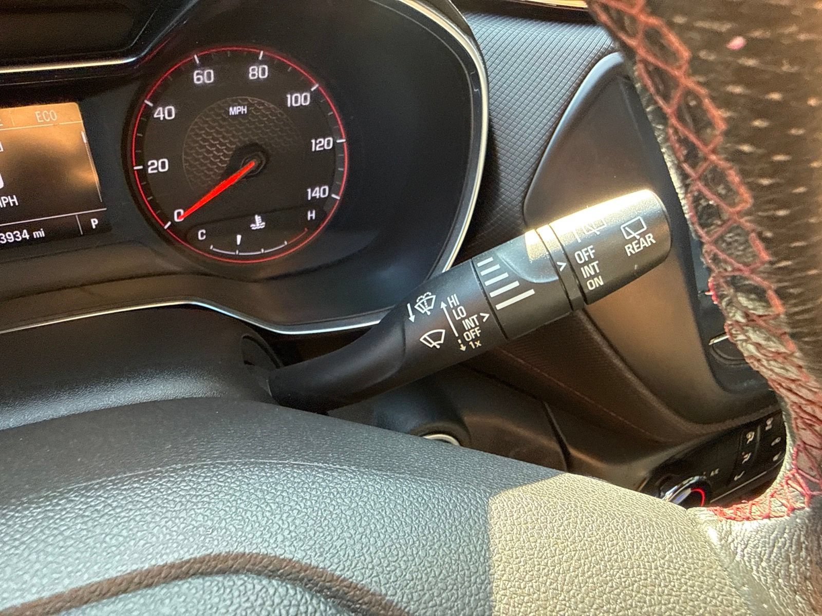 Used 2021 Chevrolet TrailBlazer RS w/ Driver Confidence Package FWD image 33
