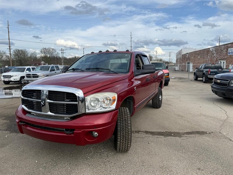 Used 2007 Dodge Ram 2500 Truck SLT AWD/4WD image 2