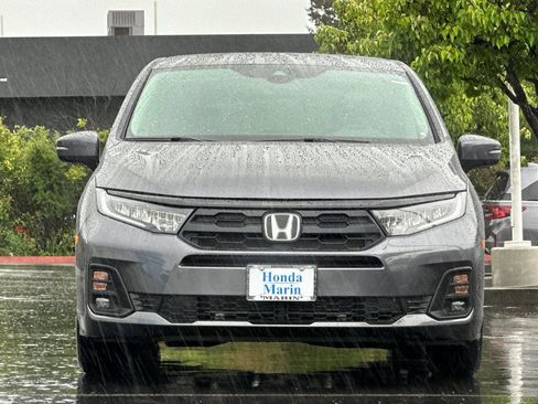 New 2026 Honda Odyssey EX-L image 2