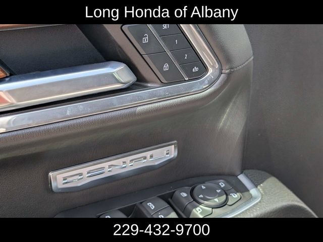 Used 2023 GMC Sierra 1500 Denali w/ Denali Reserve Package AWD/4WD image 12