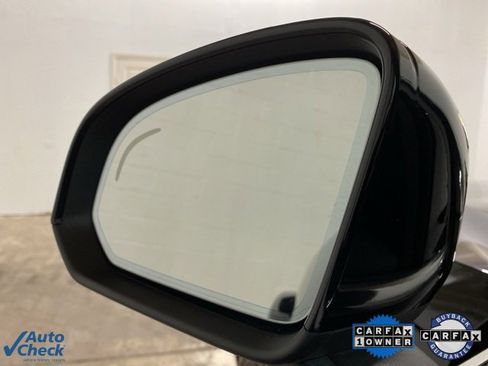 Used 2025 Volvo XC40 B5 Core image 82