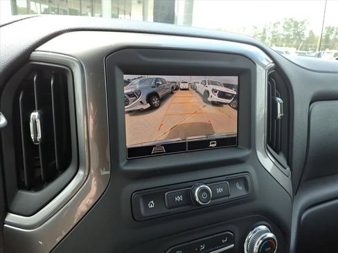 New 2026 GMC Sierra 1500 Pro w/ Pro Value Package AWD/4WD image 18
