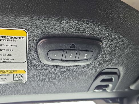 New 2026 Jeep Wrangler Unlimited Sahara AWD/4WD image 17