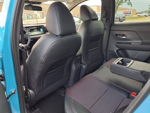 New 2025 Nissan Kicks SR w/ Illumination Package image 27