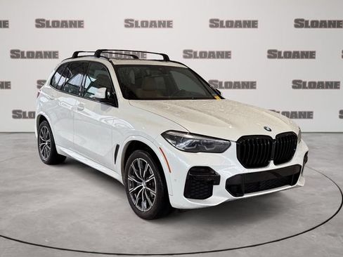 Used 2022 BMW X5 xDrive40i w/ M Sport Package AWD/4WD image 7