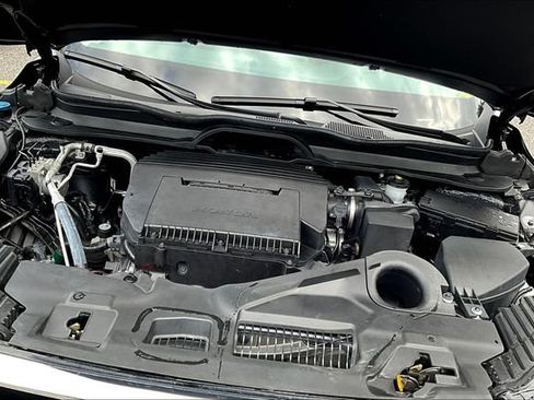 Used 2025 Honda Pilot Elite image 31