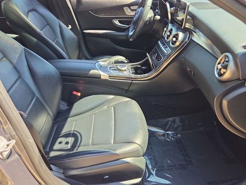 Used 2018 Mercedes-Benz C 300 Sedan image 18