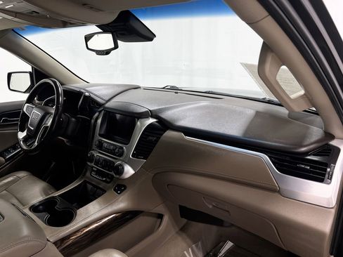 Used 2019 GMC Yukon SLT w/ Open Road Package image 22