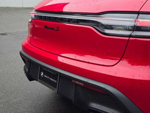 Used 2023 Porsche Macan S AWD/4WD image 13