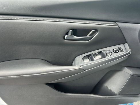Used 2025 Nissan Sentra S FWD image 12