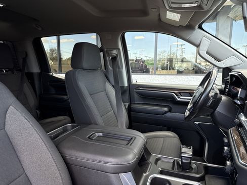 Used 2022 Chevrolet Silverado 1500 RST image 45