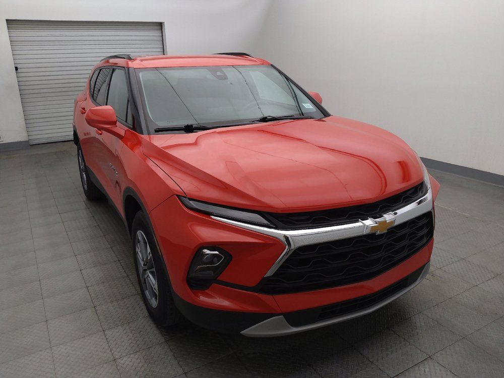 Used 2024 Chevrolet Blazer LT w/ Convenience Package FWD image 14