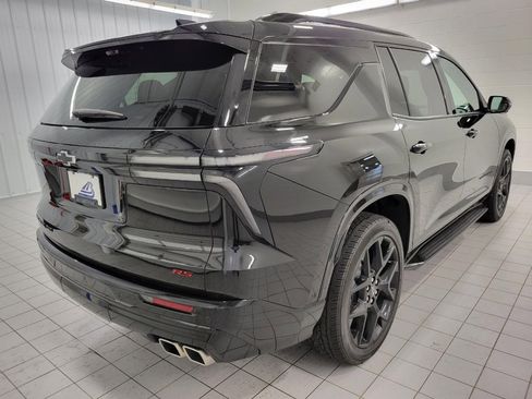Certified 2025 Chevrolet Traverse RS w/ LPO, Floor Liner Package AWD/4WD image 19