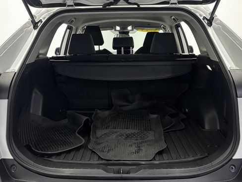 Used 2024 Toyota RAV4 LE AWD/4WD image 36