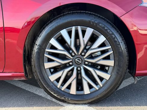 Certified 2024 Nissan Altima 2.5 SV image 10