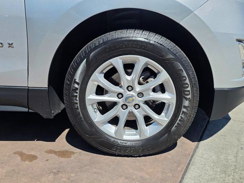 Used 2019 Chevrolet Equinox LT AWD/4WD image 12