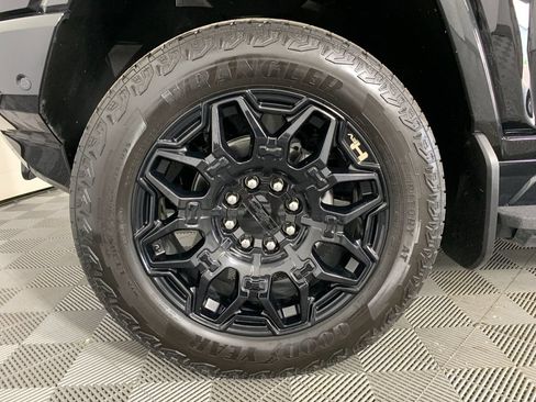 Used 2025 GMC Hummer EV 2X AWD/4WD image 11