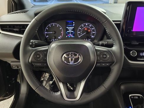Used 2025 Toyota Corolla SE FWD image 26