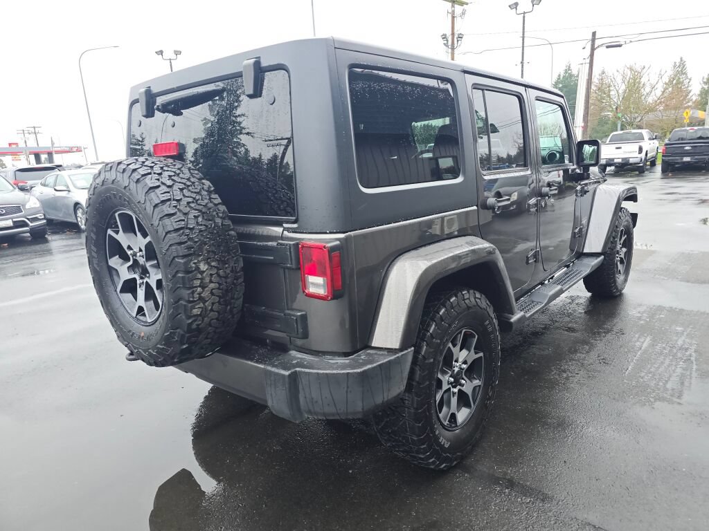 Used 2017 Jeep Wrangler Unlimited Sahara AWD/4WD image 5
