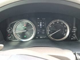 Used 2019 Lexus LX 570 4WD w/ Luxury Package image 13