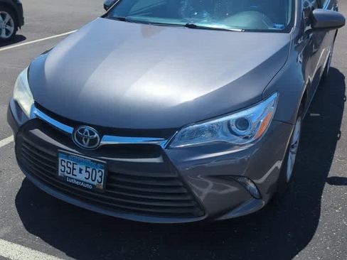 Used 2015 Toyota Camry LE FWD image 1