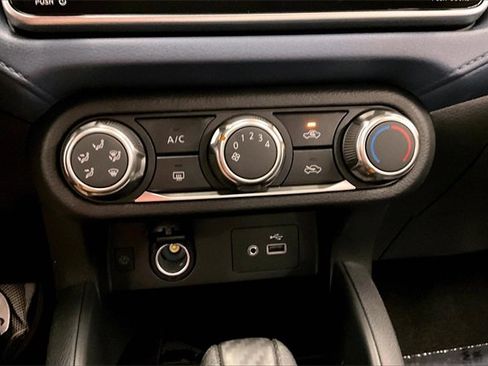 New 2025 Nissan Versa SV w/ Trunk Package image 23