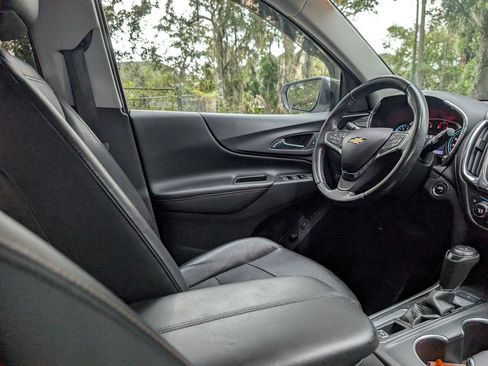 Used 2020 Chevrolet Equinox Premier FWD image 13