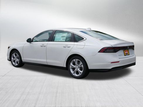 New 2026 Honda Accord LX image 5