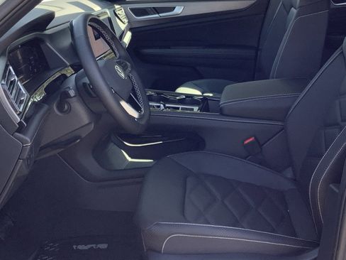 New 2026 Volkswagen Atlas Cross Sport SE image 22