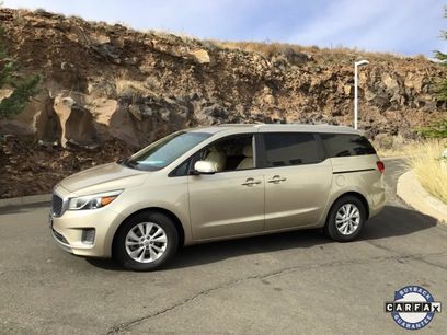 Used 2015 Kia Sedona LX