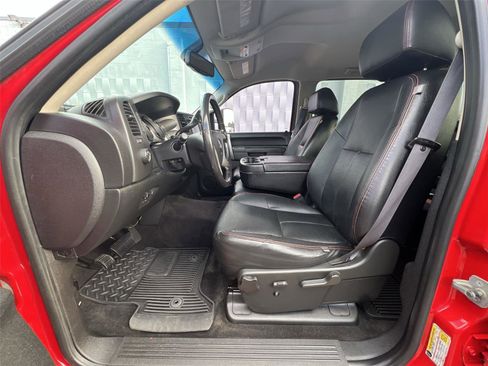 Used 2011 GMC Sierra 2500 SLE w/ SLE Preferred Package image 11