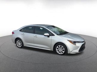 Used 2025 Toyota Corolla LE FWD video 2