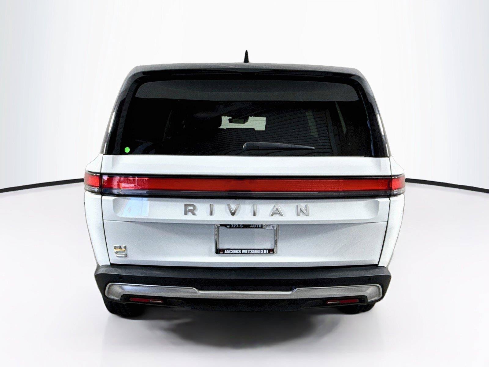 Used 2023 Rivian R1S Adventure Quad AWD/4WD image 4