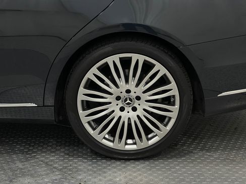 Used 2020 Mercedes-Benz S 560 4MATIC Sedan image 36