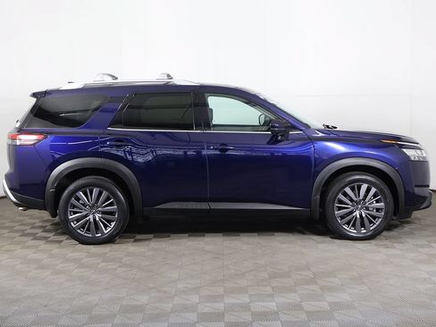 Used 2023 Nissan Pathfinder SL w/ SL Premium Package AWD/4WD image 20