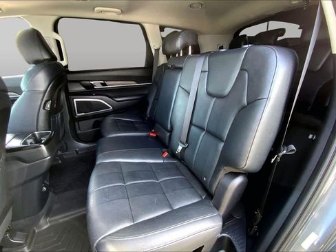 Used 2022 Kia Telluride EX w/ Towing Package AWD/4WD image 36